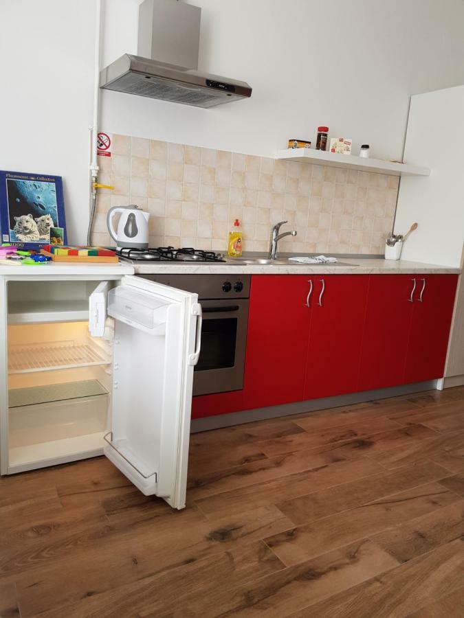 Apartmani Hrsak คาปรินา ภายนอก รูปภาพ